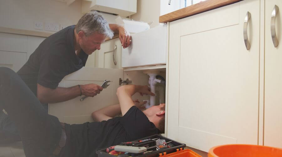 Professional burst pipe repair services in La Fayette, IL